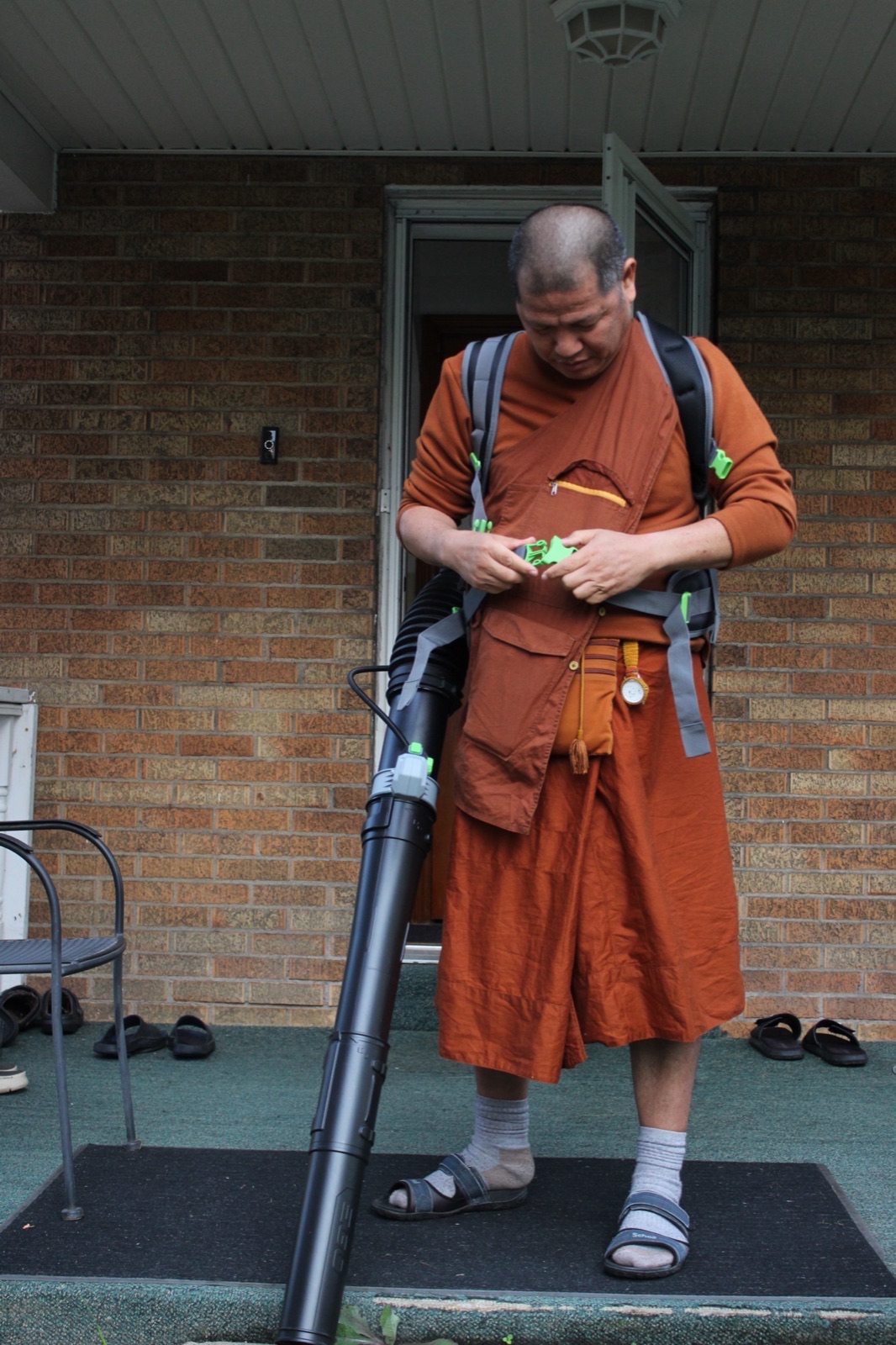 Monks, Meditations, Mafias, photo 5